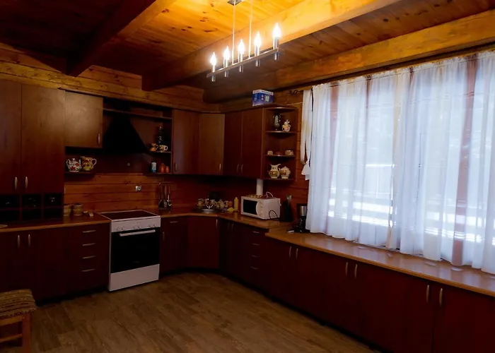 Bambetli Villa Tatariv