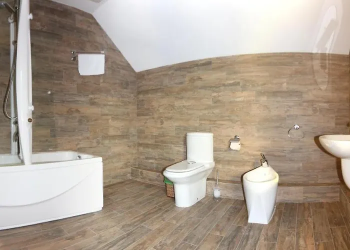 Bambetli Villa *