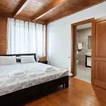 Bambetli Villa *