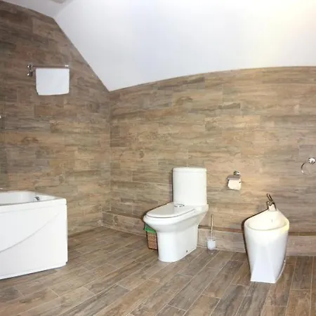 Bambetli Villa *